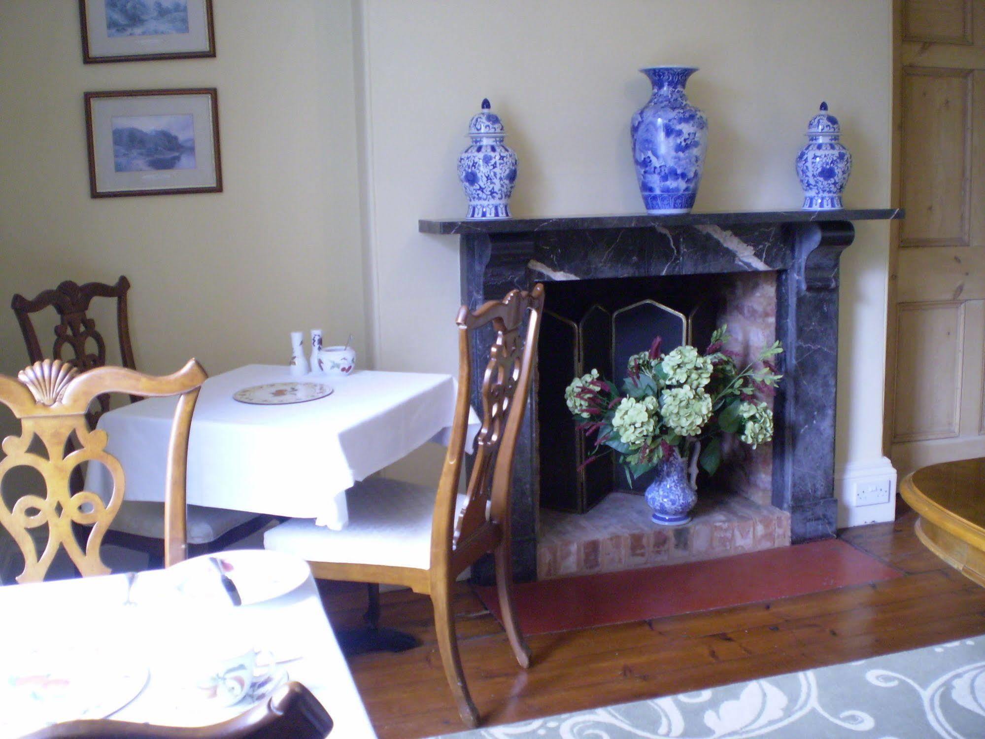 סידמות' Buckley Farmhouse B & B מראה חיצוני תמונה